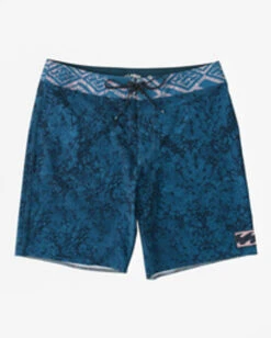 BILLABONG RIOT PRO 19" BOARDSHORT(ABYBS00374)